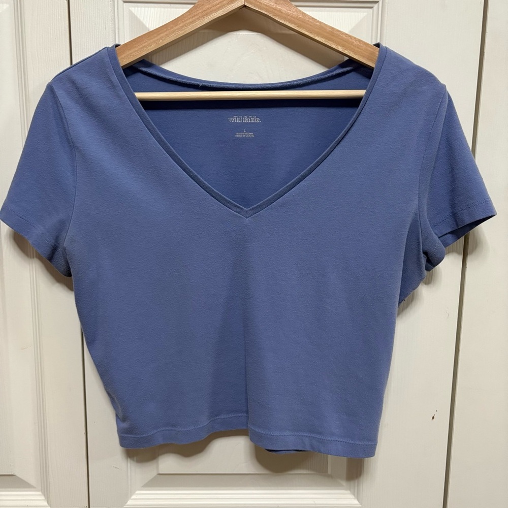 Wild Fable V-Neck Short Sleeve Tee in purple